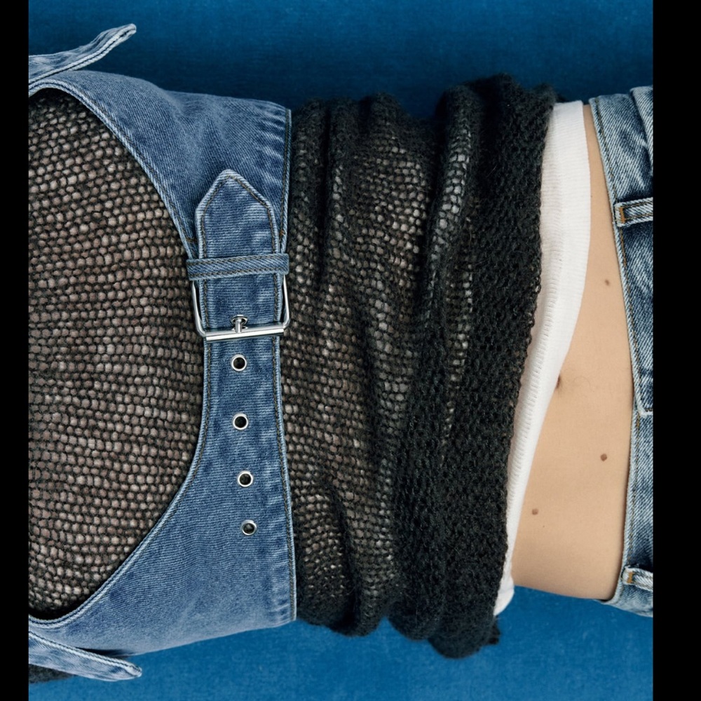 BUCKLED DENIM TOP - Picture 4 of 8